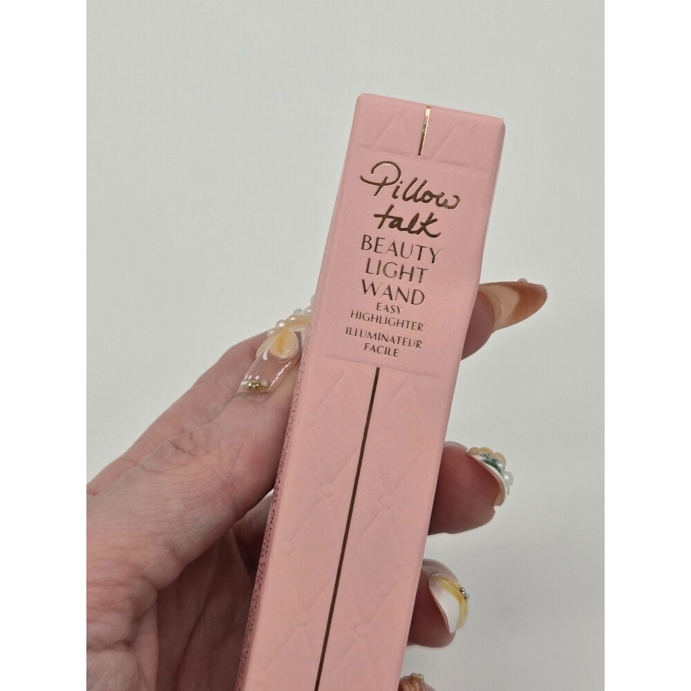 Charlotte Tilbury Pillow Talk Beauty Light Wand Easy Highlighter 12ml .40 oz NEW - Picture 5 of 13